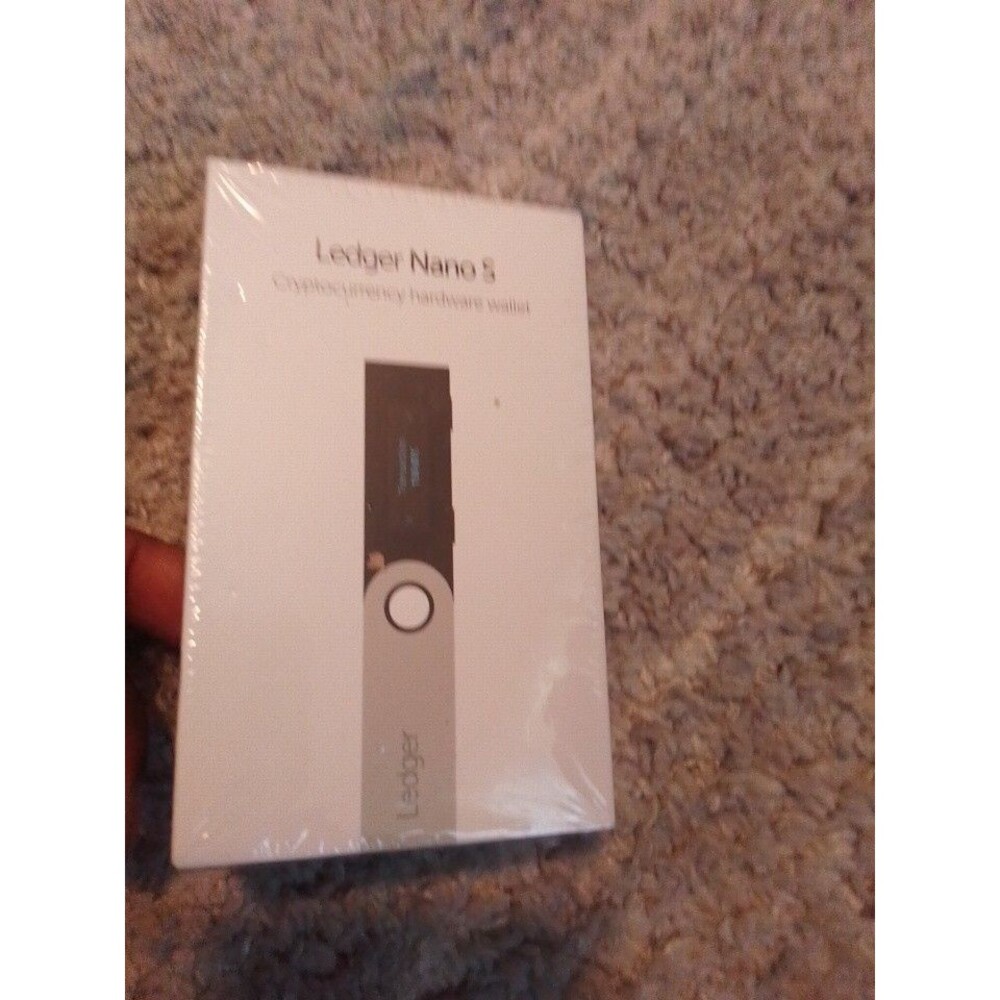 Ledger Nano S Crypto Hardware Wallet